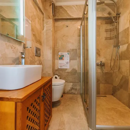 Old Trading House 酒店