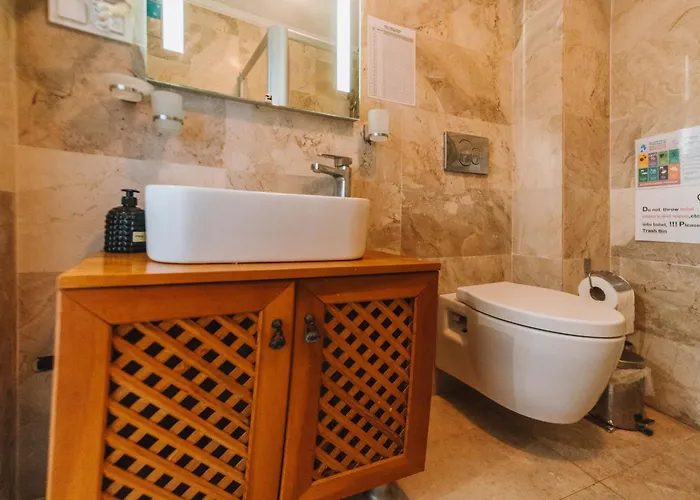 Old Trading House * Καλκάν